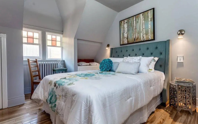 Dunn House Bed & Breakfast