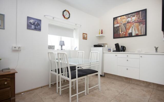 Steinar Guesthouse