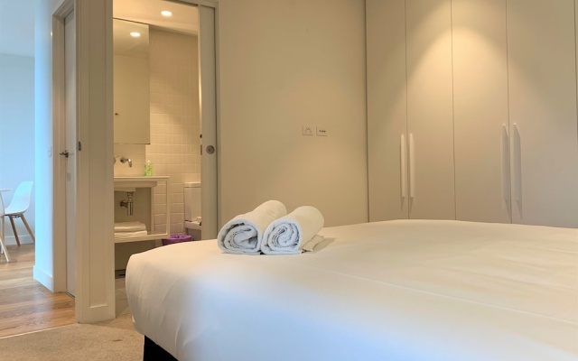 Readyset on Albert – Guest Rooms – Melbourne