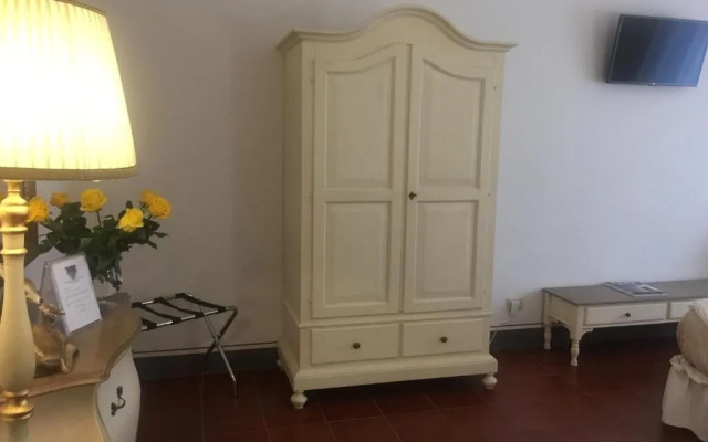 Palazzo Mari Suite & Rooms
