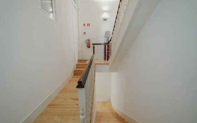 Porto Modern Downtown Apartment A With Terrace