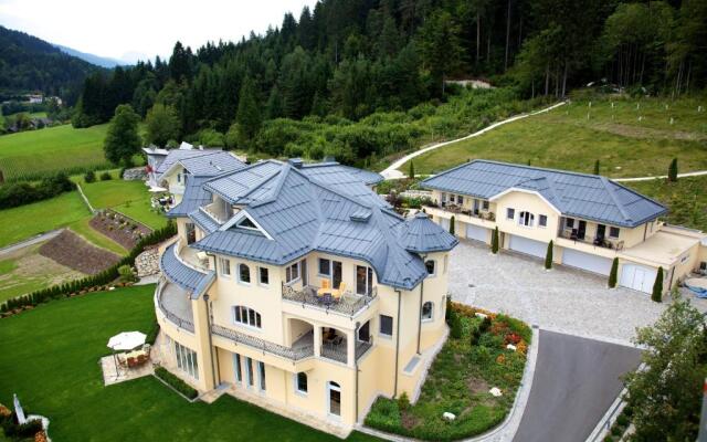 Villa Victoria