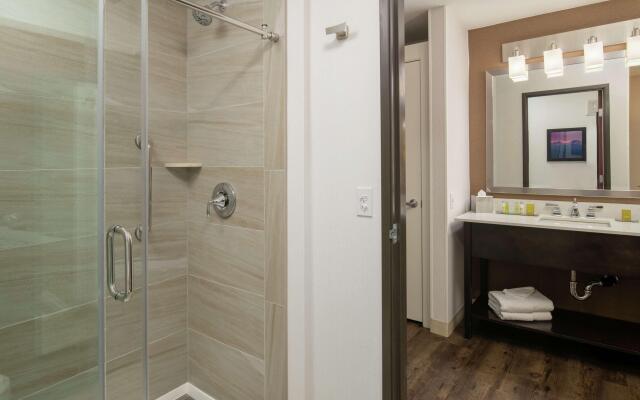 DoubleTree by Hilton Portland - Tigard