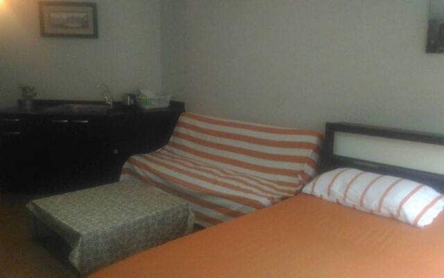 Room-airport Transfer Bangkok &apartment