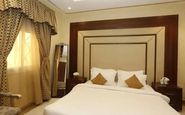 Hotelier Suites