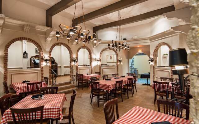 Best Western North Bay Hotel & Conference Centre