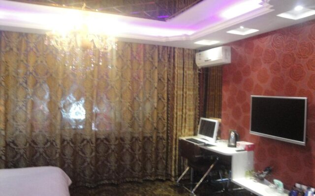 MANGO Theme Hotel