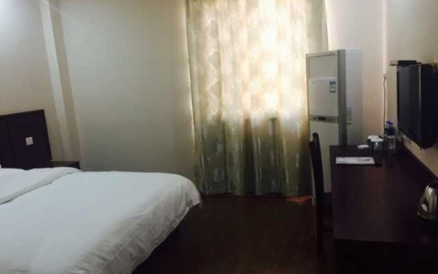 GreenTree Alliance Nantong Qidong Chengdong Bus Station Renmin East Road Hotel – Guest Rooms – Nantong