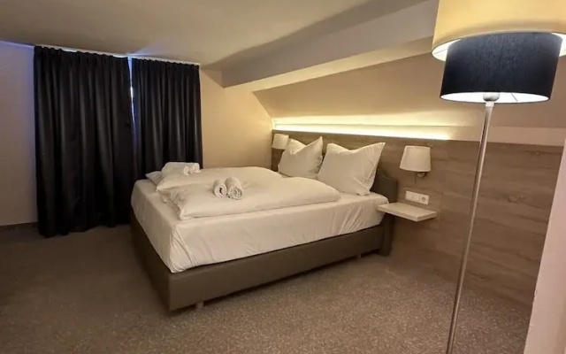 Hotel Mainchateau
