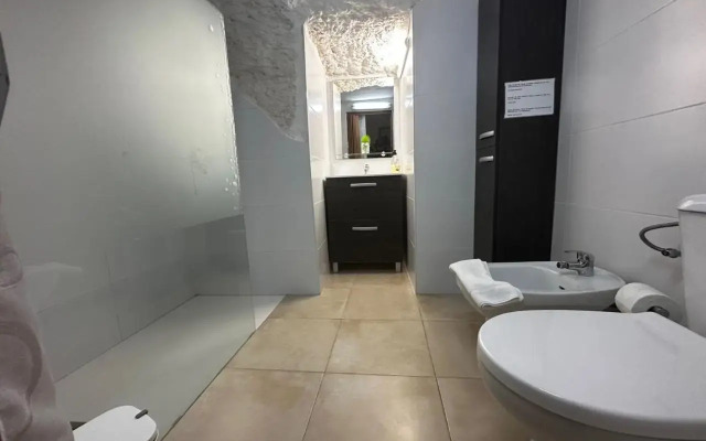 Mi CASA CUEVA