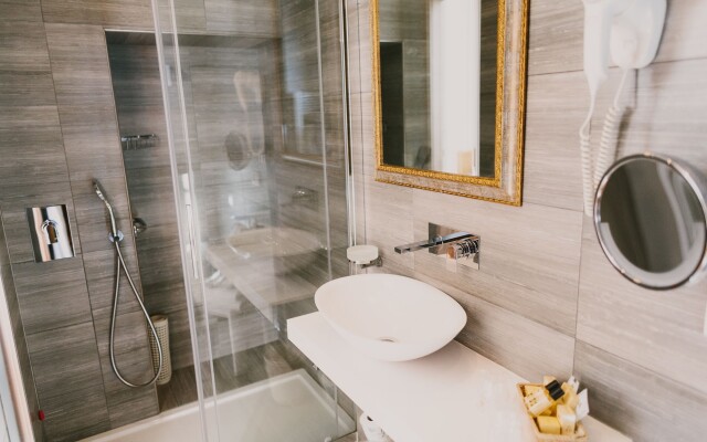 Hotel Metropole