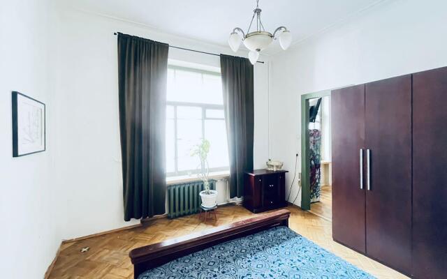 Апартаменты BFR (БФР) на улице Маяковского 27