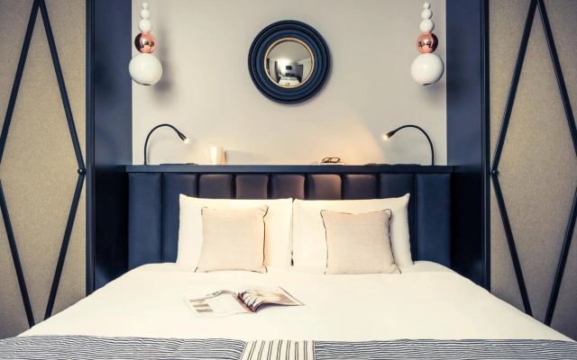 Mercure Paris Arc de Triomphe Wagram