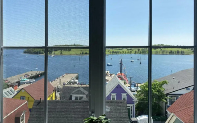 Lunenburg Arms Hotel and Spa