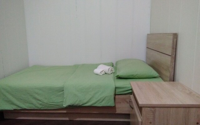 Crystal Villa Hostel
