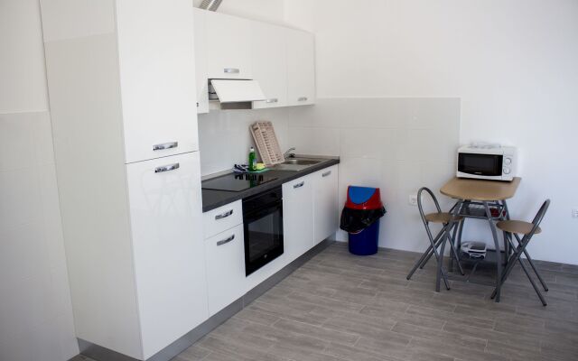 Apartments Lira