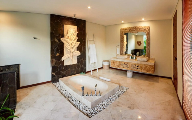 The Royal Purnama Luxury Villas - Adults Only