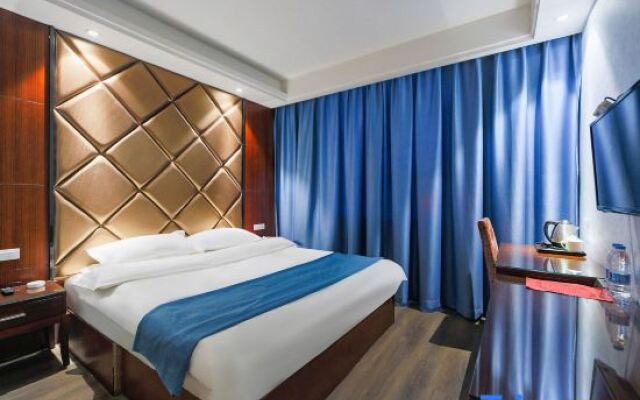 Xinyuan Business Hotel