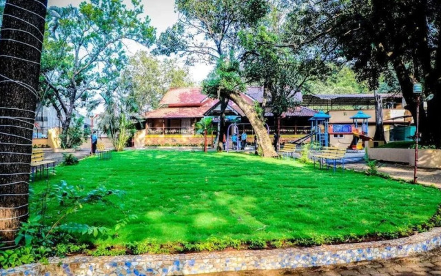 Royal Park Resort