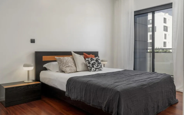 Comfortable and Near Funchal - Barreiros IV