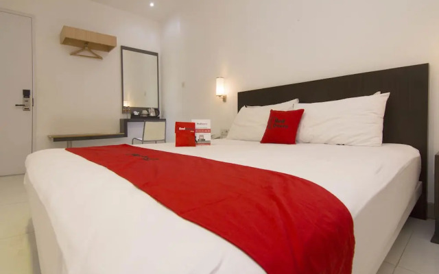 RedDoorz near Universitas Diponegoro