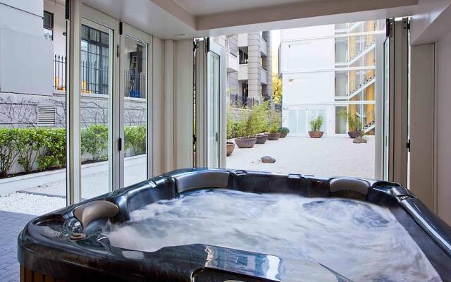 Beautiful apartment in the City