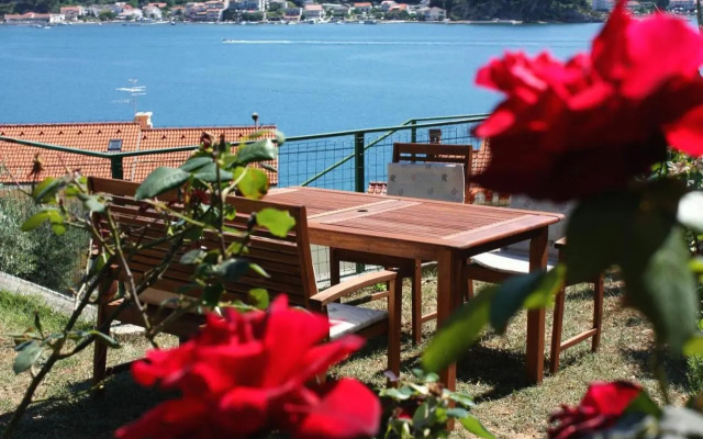Apartments by the sea Supetarska Draga - Gornja, Rab - 5055