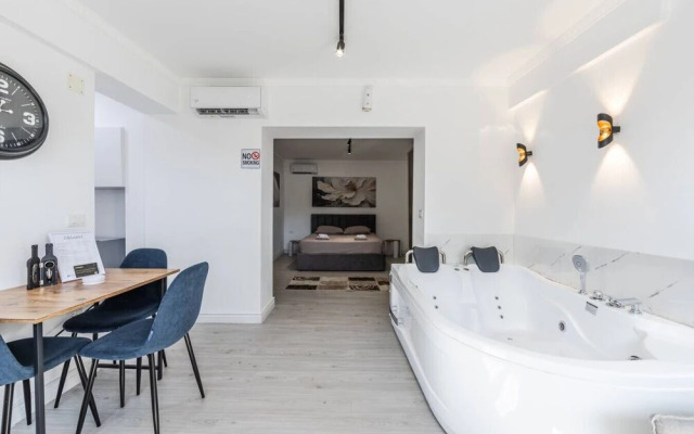 Green Luxe Suite 2 in Shkod r