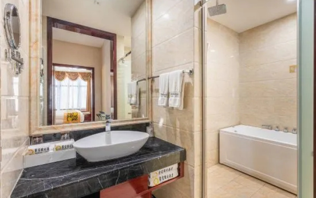 Jubao Holiday Hotel – Bathroom – Yanan
