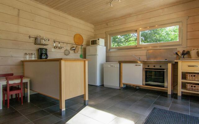 Holiday Home in Oradour sur Vayres with Private Terrace