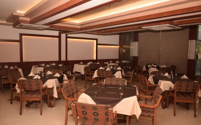 FabHotel Amrit Residency