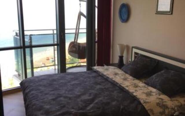 Sea Towers 2309