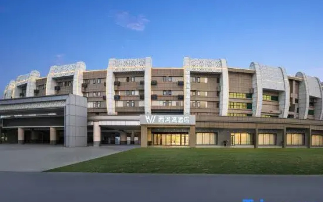 West River Bay Hotel
