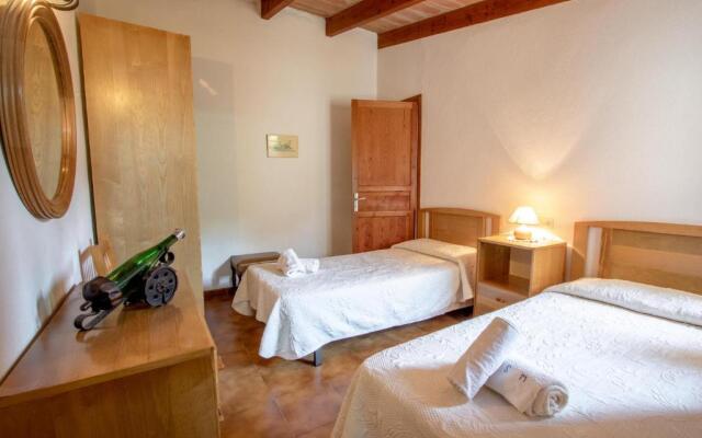 4 Bedroom Traditional Villa, Private Pool, Near Pollensa