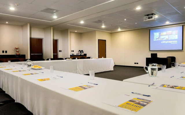 City Express Plus by Marriott Bogota Aeropuerto