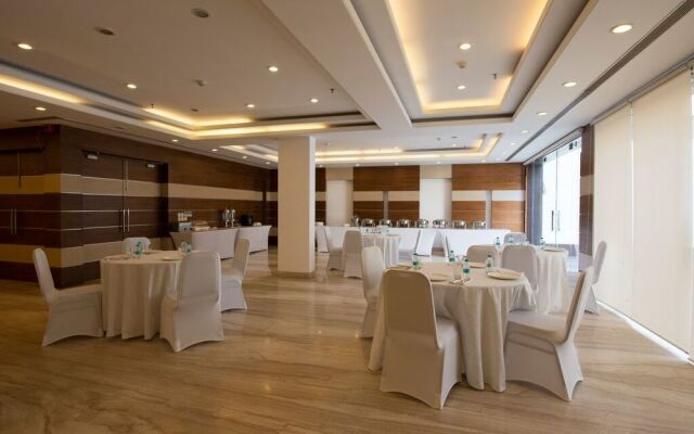 Stately Suites NH 8
