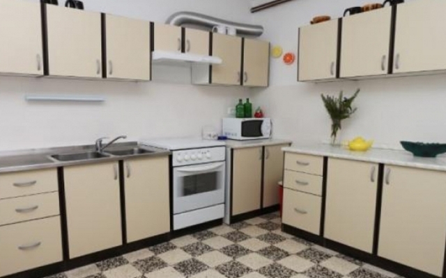 Room Dalsi - 10 m from beach: RA2 Zaostrog, Riviera Makarska