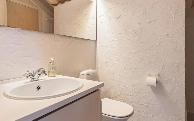 6 Person Holiday Home in Hals