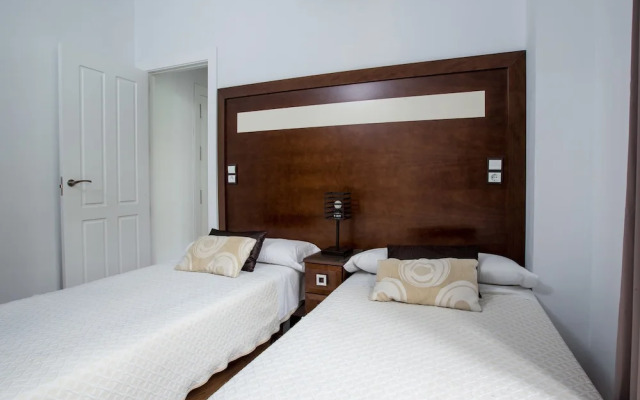 Apartamentos Lonja del Marques