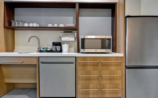 Home2 Suites by Hilton Savannah Midtown, GA