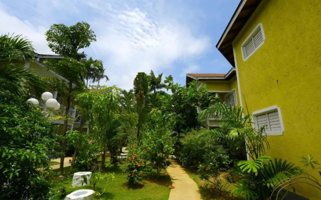 Merril's Beach Resort II