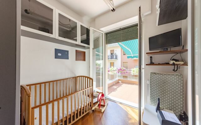 JOIVY Stylish Flat W/Terrace
