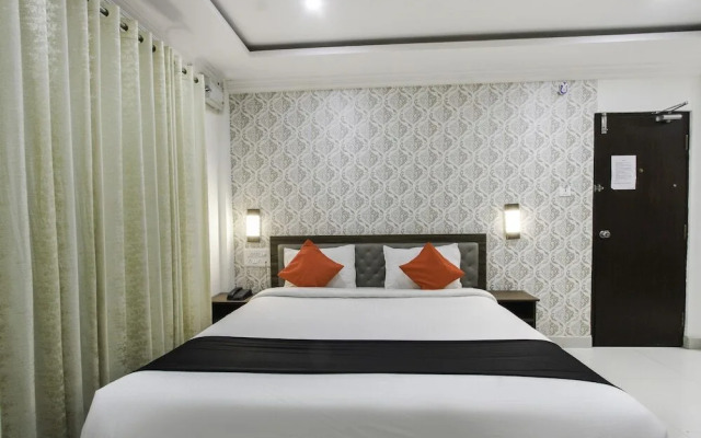 Rich Fort By OYO Rooms