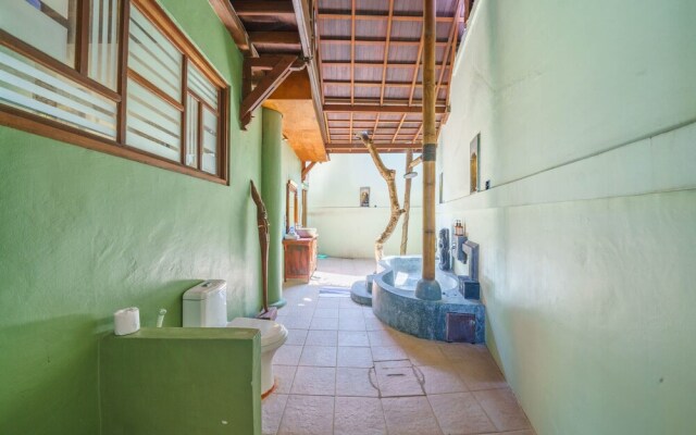 Villa Santhi
