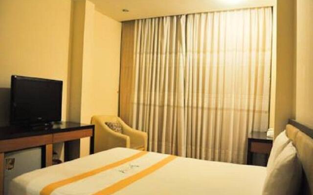 99 Hotel