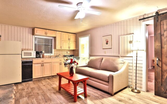 Alpenhorn Bed And Breakfast Inn