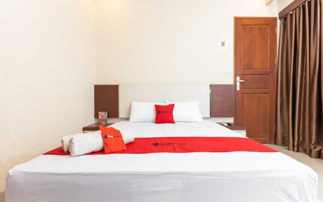 RedDoorz Syariah @ Batua Raya