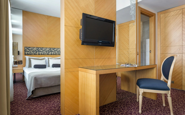 Отель Marmara Hotel Budapest
