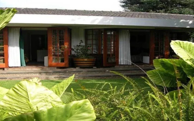 Cosy Den B&B Luxury Guest House Style
