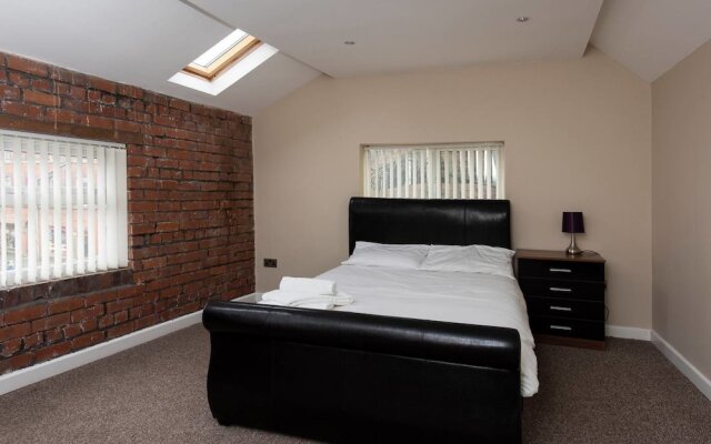 Stunning Penthouse in NQ, City Centre ! Sleeps 8